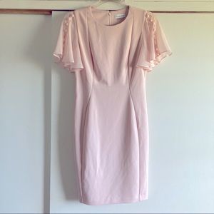 CALVIN KLEIN - Soft pink dress with flowy chiffon sleeves